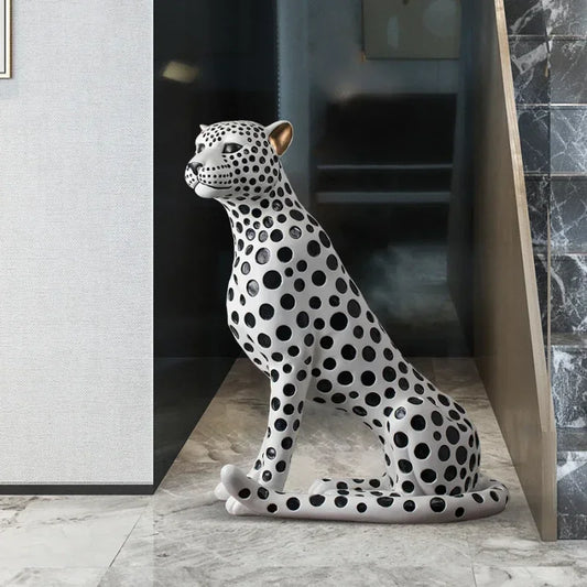 Creative Lucky Leopard Floor-standing Ornaments, Art Sculptures and Crafts Next To The Sofa in The Living Room, Home Decoration